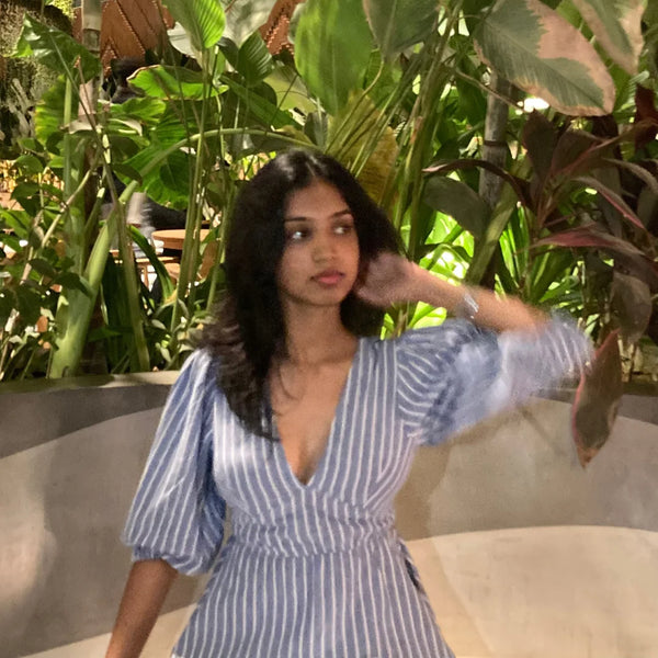 SALLY TOP