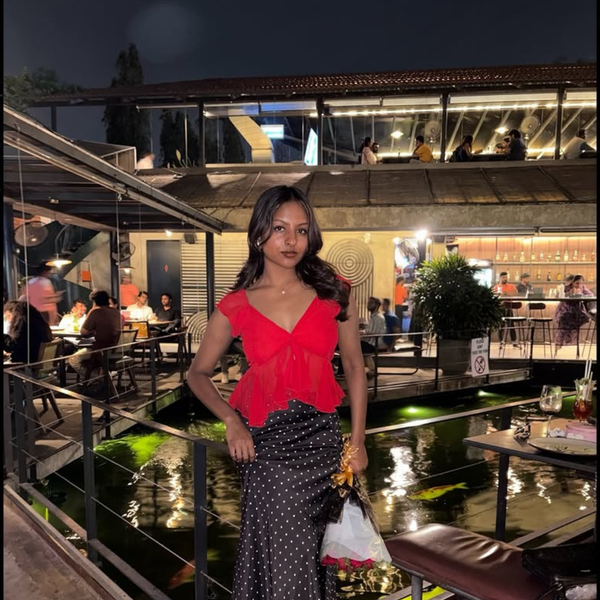 MARIA TOP